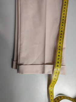 Брюки Katrin пудрового оттенка, маркировка ХS, визуально на 42 размер