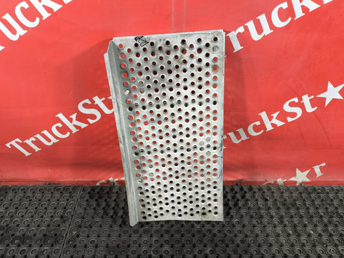 Трап над глушителем