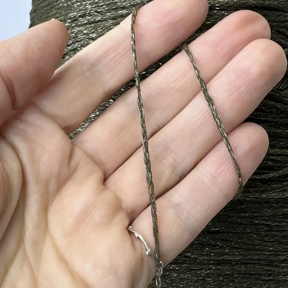 OPTION - Industria Italiana Filati; 75% вискоза, 25% люрекс; 360м/100гр шнурок; col. 4534, цвет: хаки