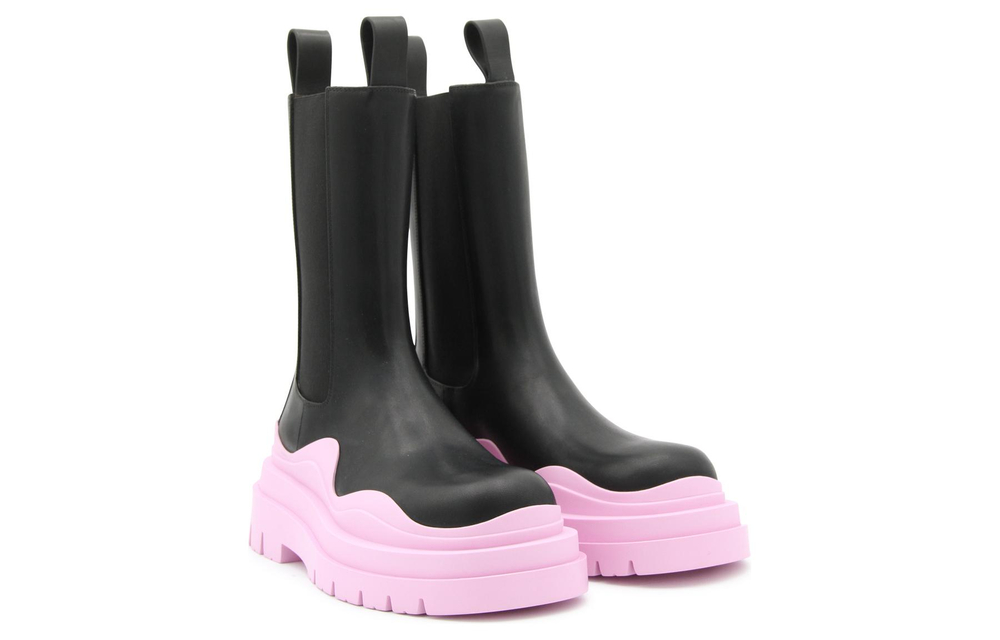 Bottega Veneta Tire Chelsea Boots Women"s