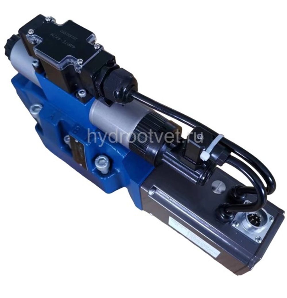 4WRTE10V1-50L-4X/6EG24ETK31/A1M - Пропорциональный быстродействующий распределитель с обратной связью по положению золотника и со встроенным усилителем (OBE), Ду10, A1 = ±10 В, номинальный расход 50 л/мин, схема V1-, каналы управления ET = X и Y - внутренние