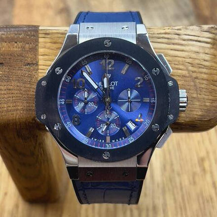 Часы Hublot