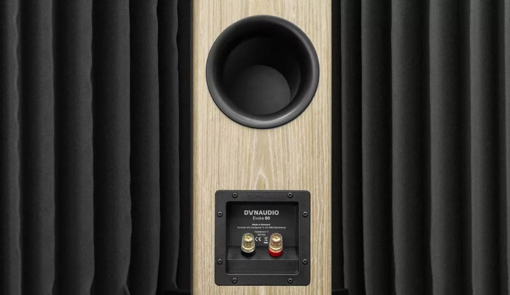 Напольная акустика Dynaudio Evoke 50 Black High Gloss