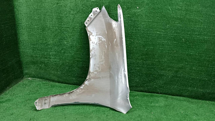 Крыло переднее правое Toyota Land Cruiser Prado 150 (2009-2017)