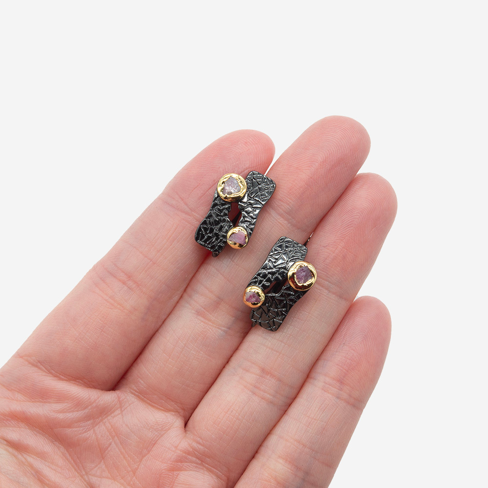 Швензы "Fracture" с натуральным корундом 19,5мм, позолота, gun metal