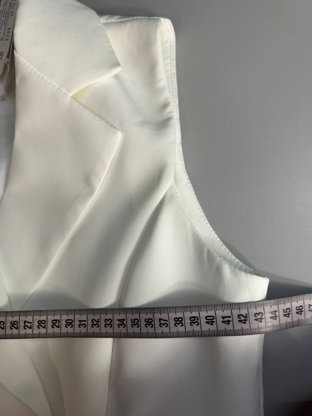 Жилет Garnet классическая, маркировка S, визуально на 42 размер, новый