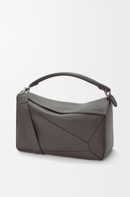 Loewe Большая сумка Puzzle мягкой зернистой телячьей кожи, темно-серый