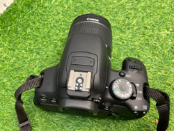 Canon 650D kit 18-55mm IS II 2.600 кадров