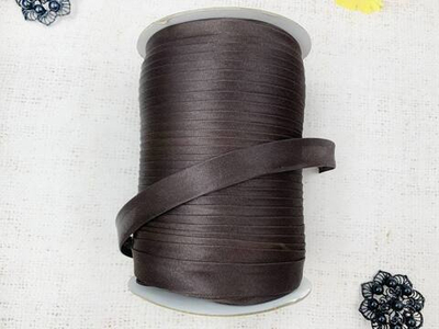 Косая бейка атласная, ш. 1,5 см, тёмно-коричневый