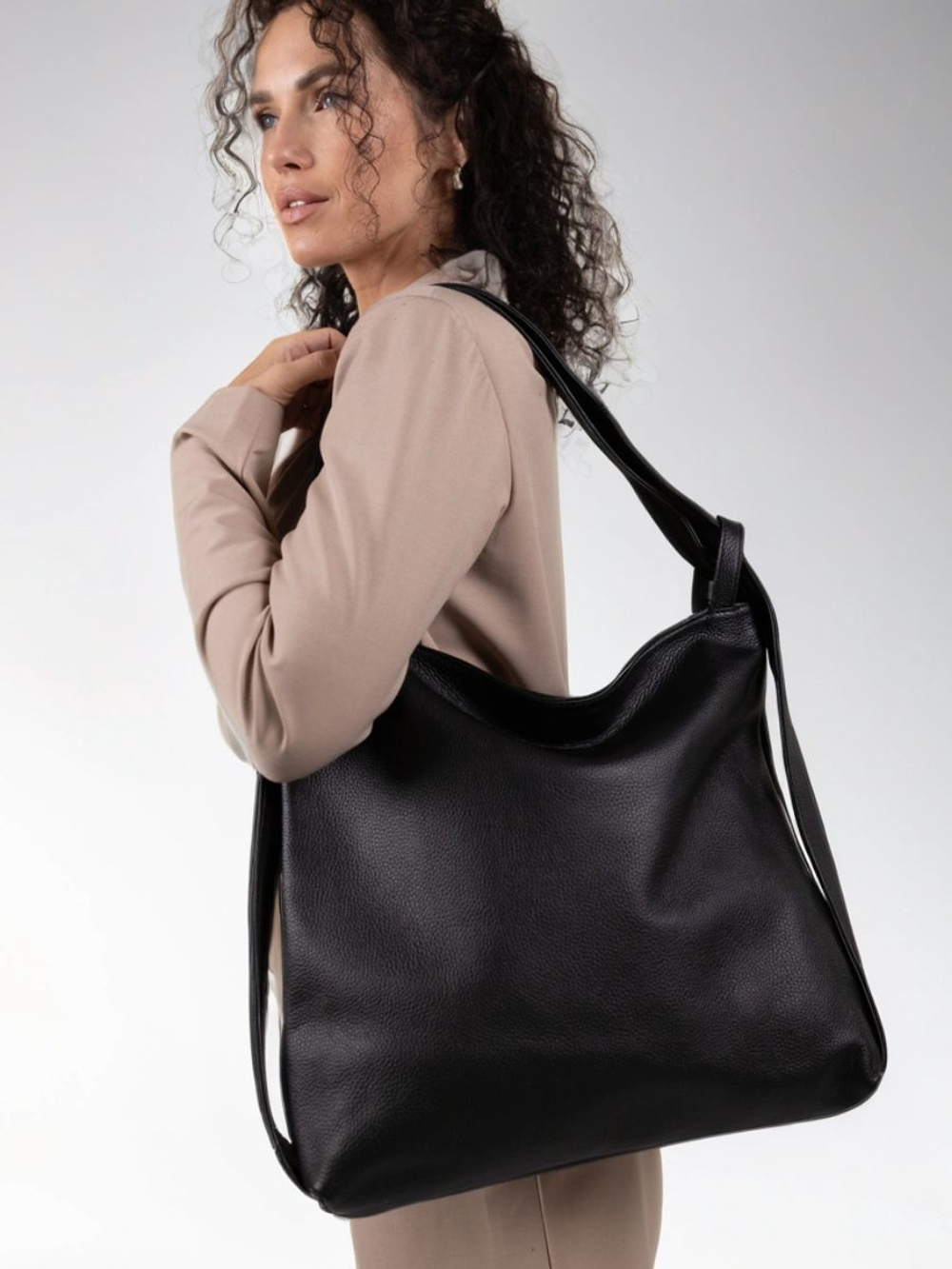 GERA Сумка-рюкзак женская из натуральной кожи