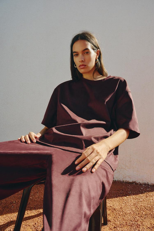 ZARA ТОП ИЗ ИСКУССТВЕННОЙ ЗАМШИ, ЦВЕТ БУРГУНДСКОГО ВИНА