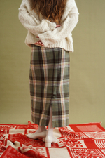 Юбка длинная прямая, пыльно-зеленая клетка