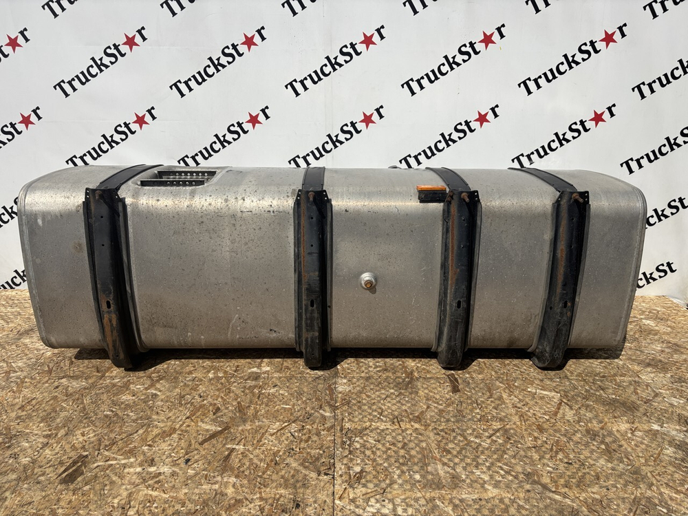 Бак топливный в сборе 700L 2023г.