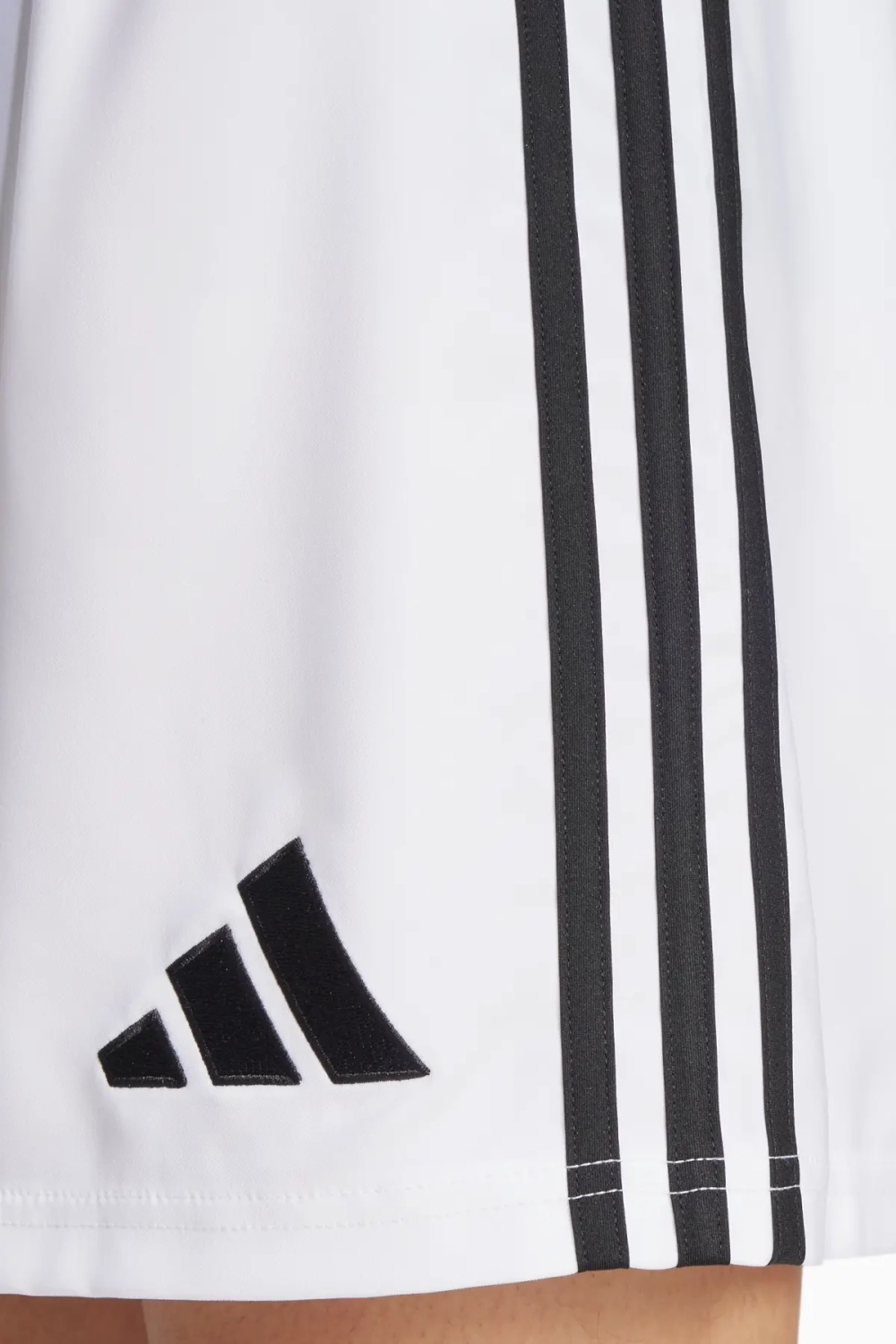 Шорты adidas Tastigo 25 - белый