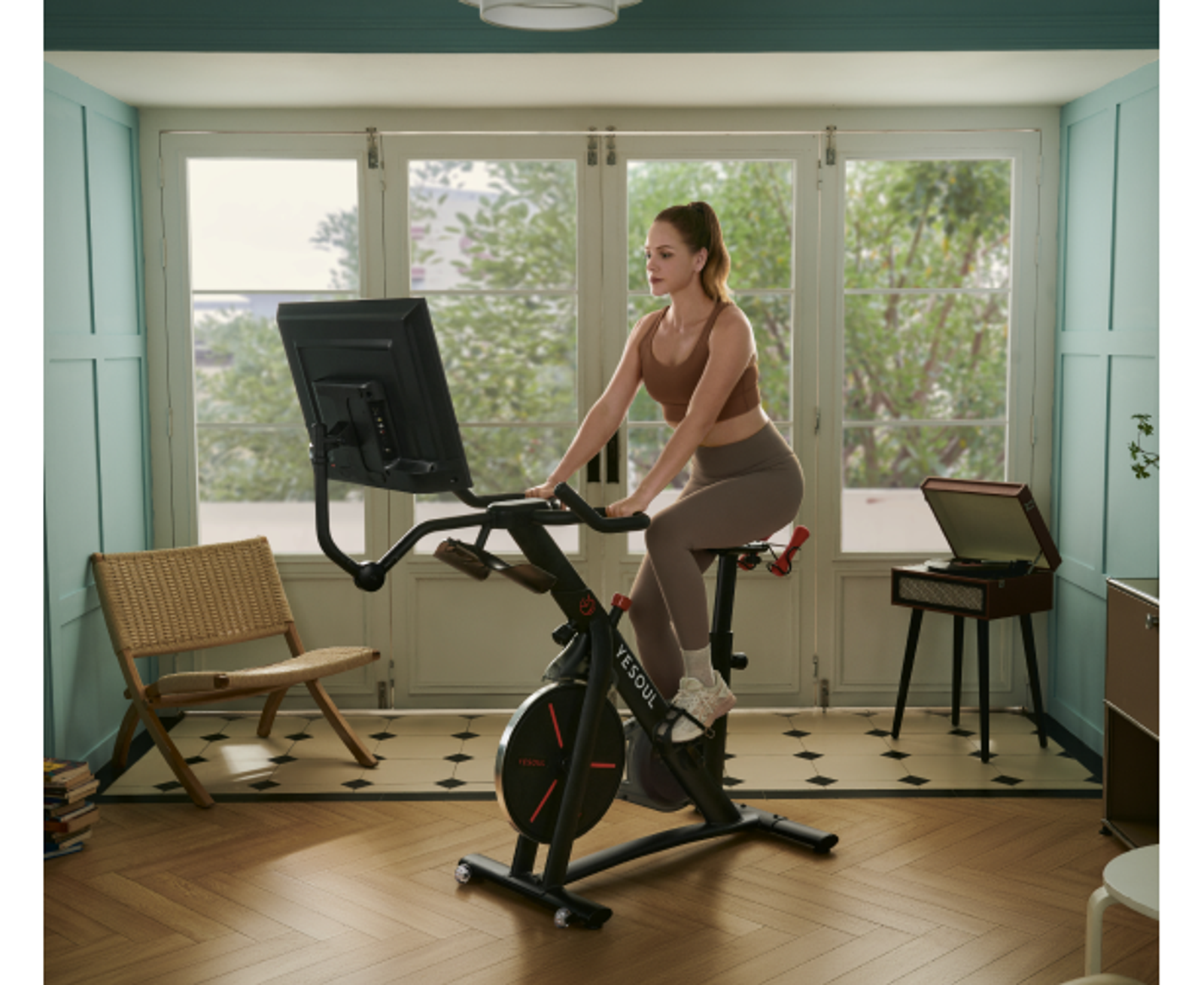 Велотренажер YESOUL Smart Spinning bike G1MAX черный фото №6