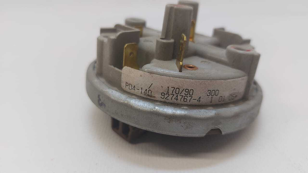 27 Прессостат для стиральной машины Candy pd4-140 9274767-4 б/у