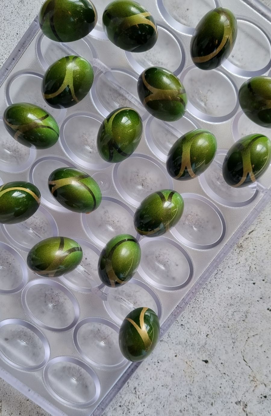 896 | Форма для шоколадных конфет (275х175 мм)