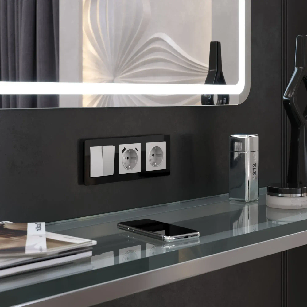 Рамка на 3 поста Acrylic (черный) W0032708