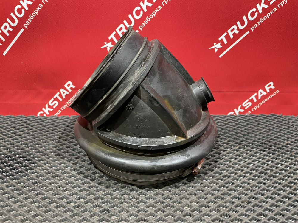 Патрубок воздушного фильтра