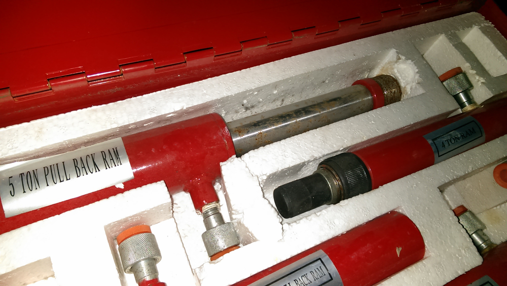 (С выставочного зала) ZX1401А Набор  гидроцилиндров 7 шт.