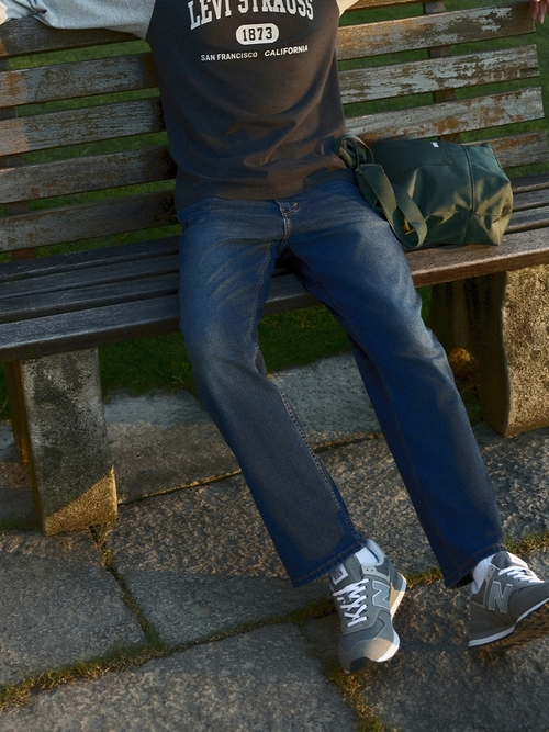 Мужские свободные прямые джинсы Levi's 568 Stay Loose 29037-0088