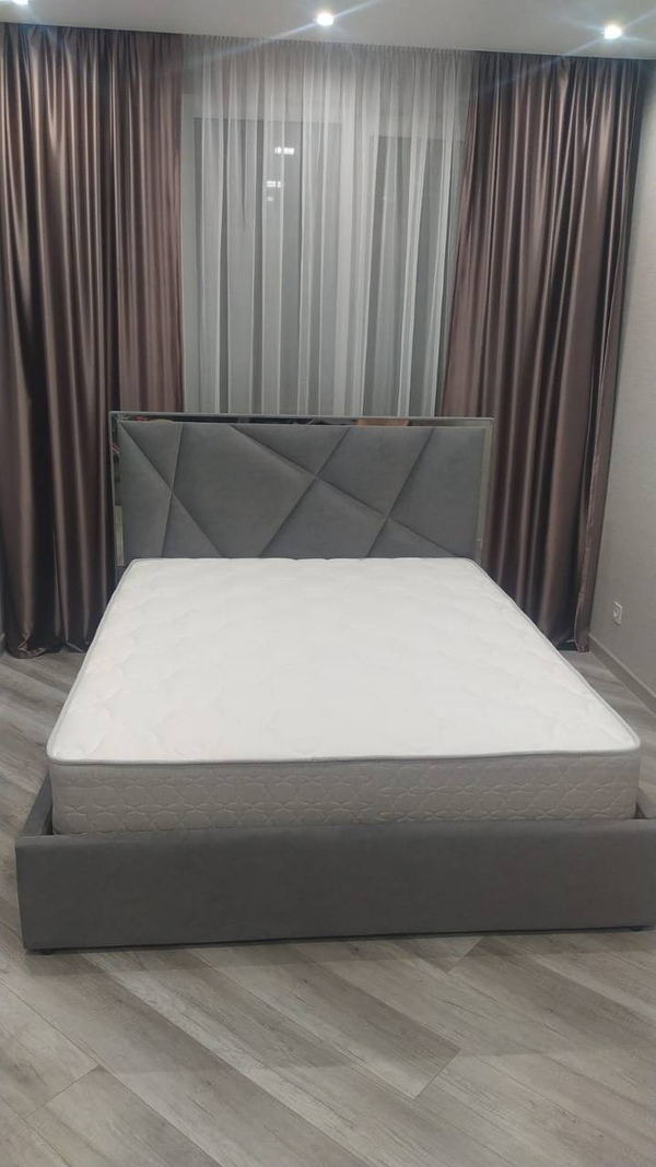 КРОВАТЬ ГЕОМЕТРИЯ ЛЮБЫХ РАЗМЕРОВ И ТКАНЕЙ