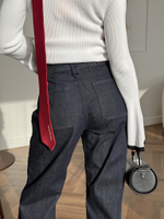 Джинсы-тубы с защипами