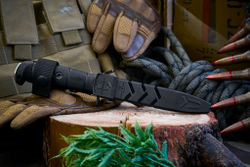 Нож Kizlyar Supreme COMBAT AUS-8 SW BKH PS (StoneWash, Black Kraton Handle, Polyamid Sheath)
