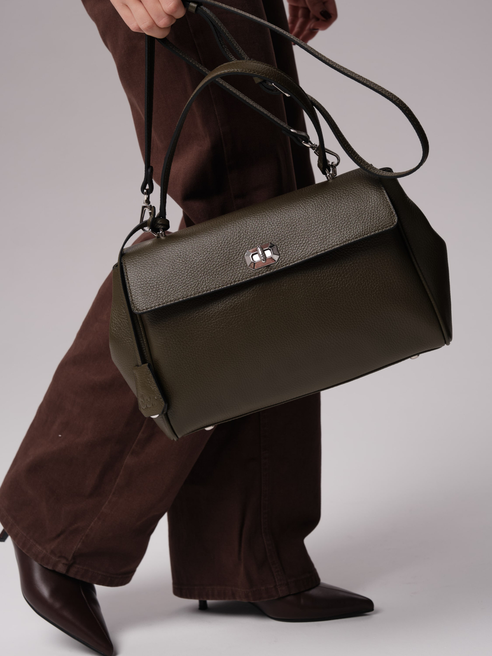 Кожаная сумка Nadi DBR 31356 олива