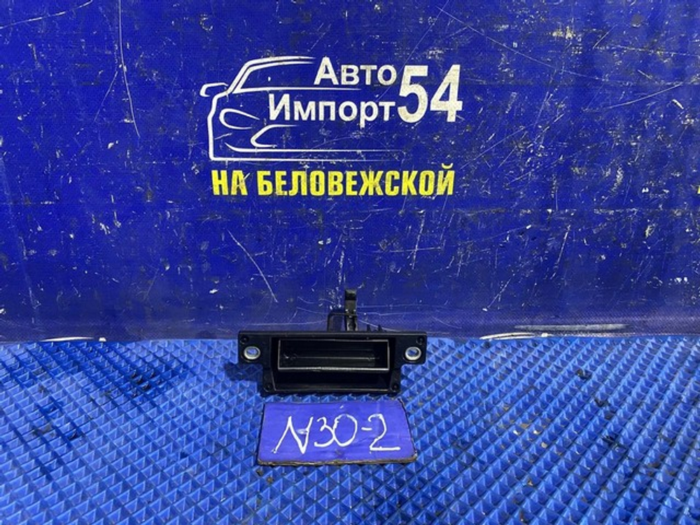 Ручка двери багажника NISSAN R'NESSA 1997