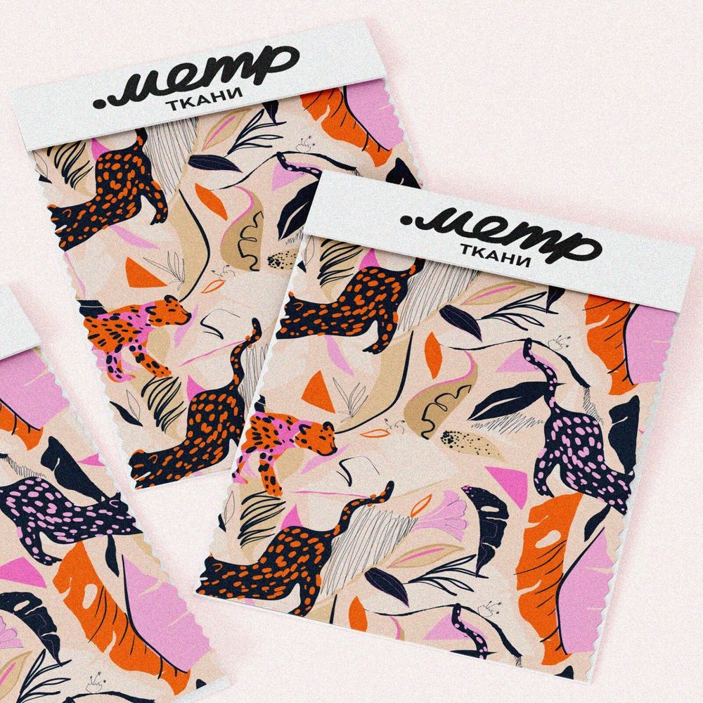 Ткань флис яркие леопарды в листьях