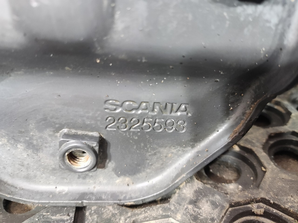 Кронштейн переднего крыла левого 2020г