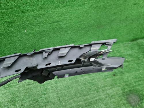 Решетка переднего бампера левая Audi A8 4 D5 17-22