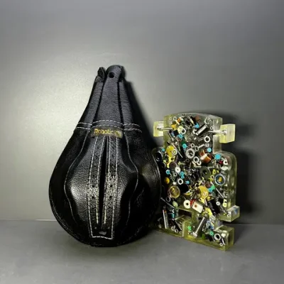 Кожаный чёрный Premium чехол для груши силомера Junior