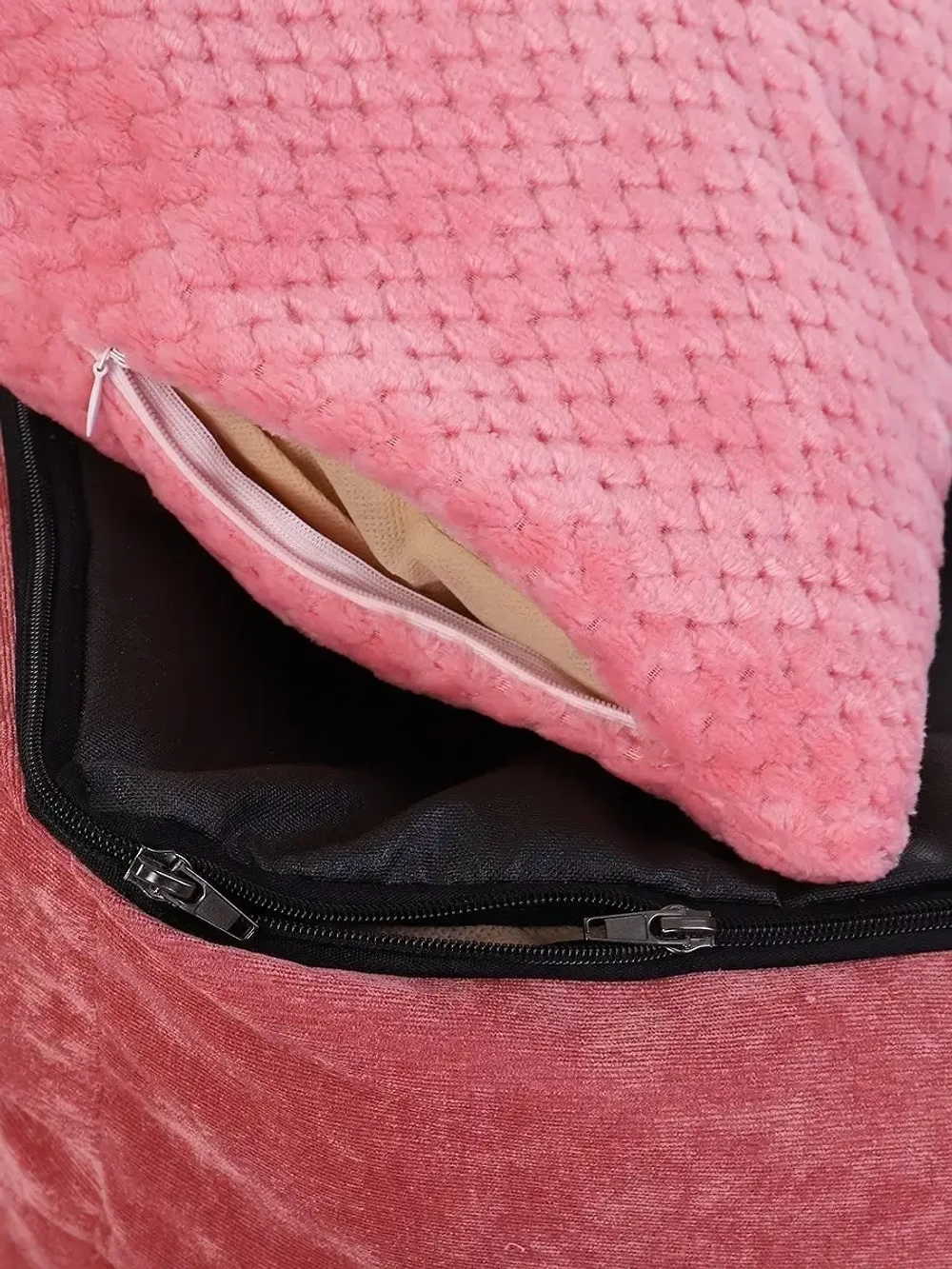 Лежанка для собак и кошки 50х40