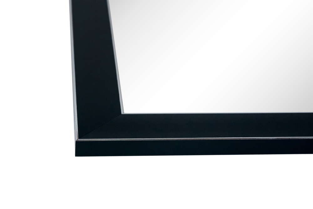 Зеркало настенное в раме 50x80