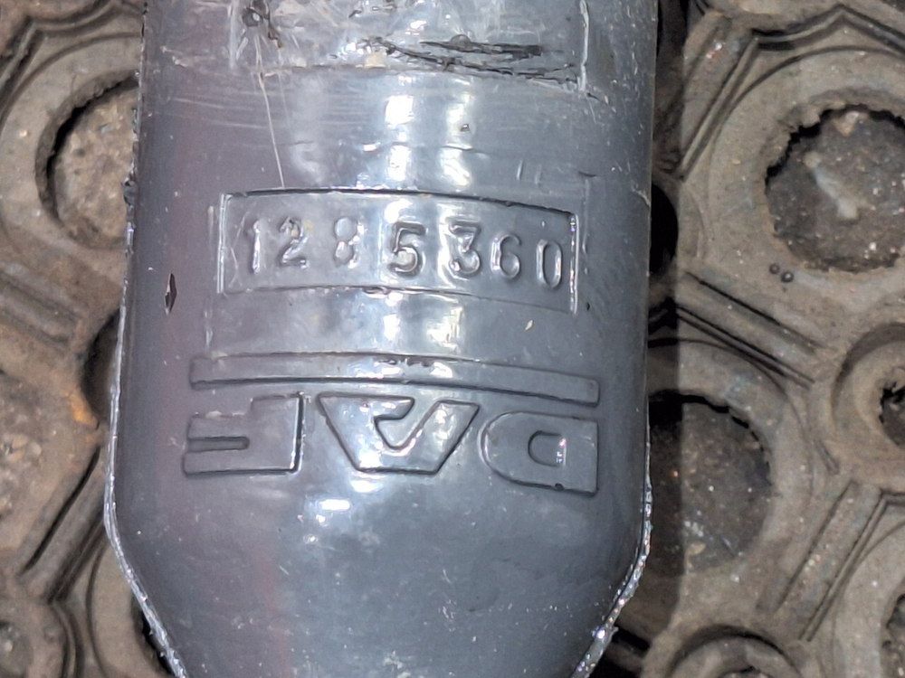 Цилиндр подъема кабины 2018г