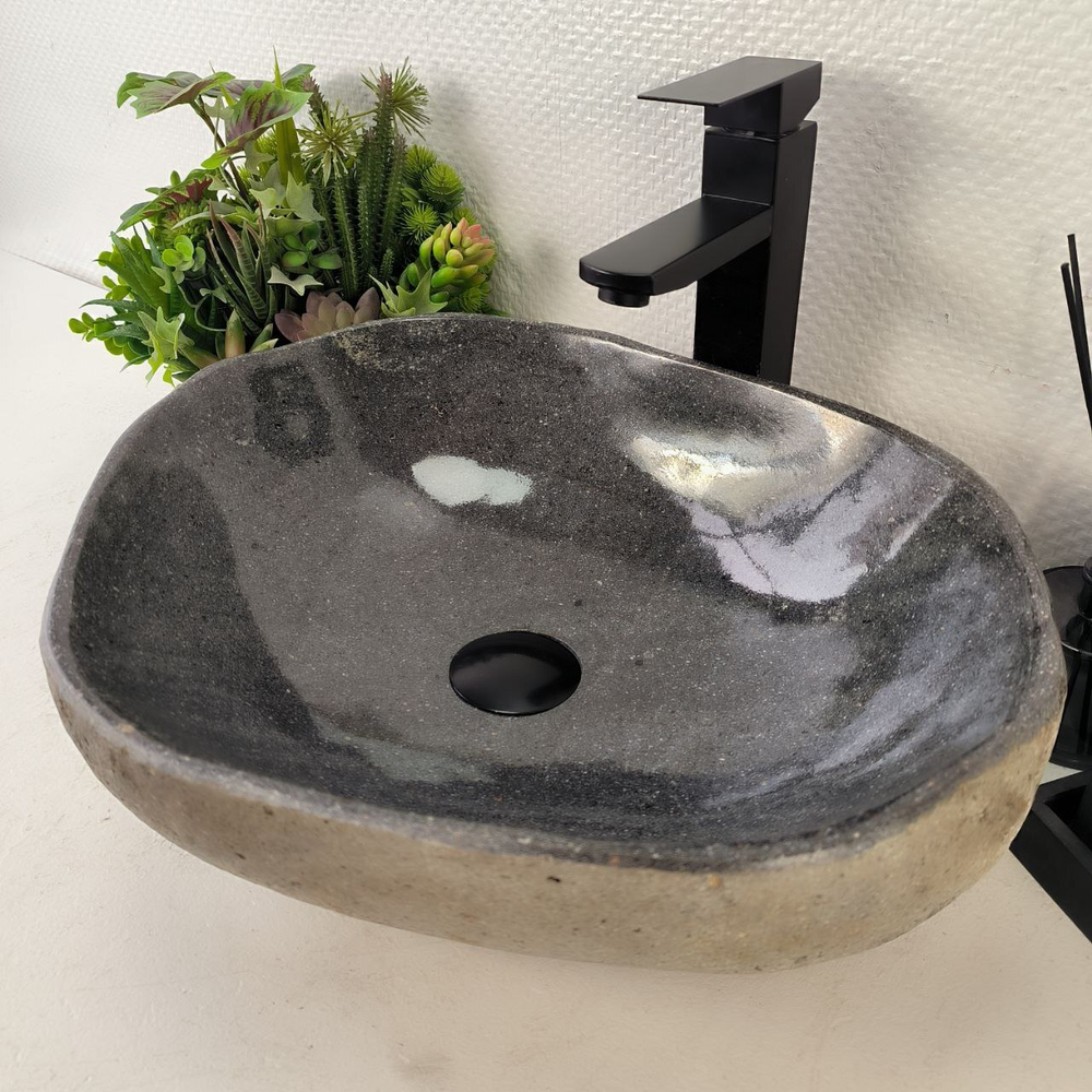 Раковина из речного камня RS-65055 46*37*15 0861