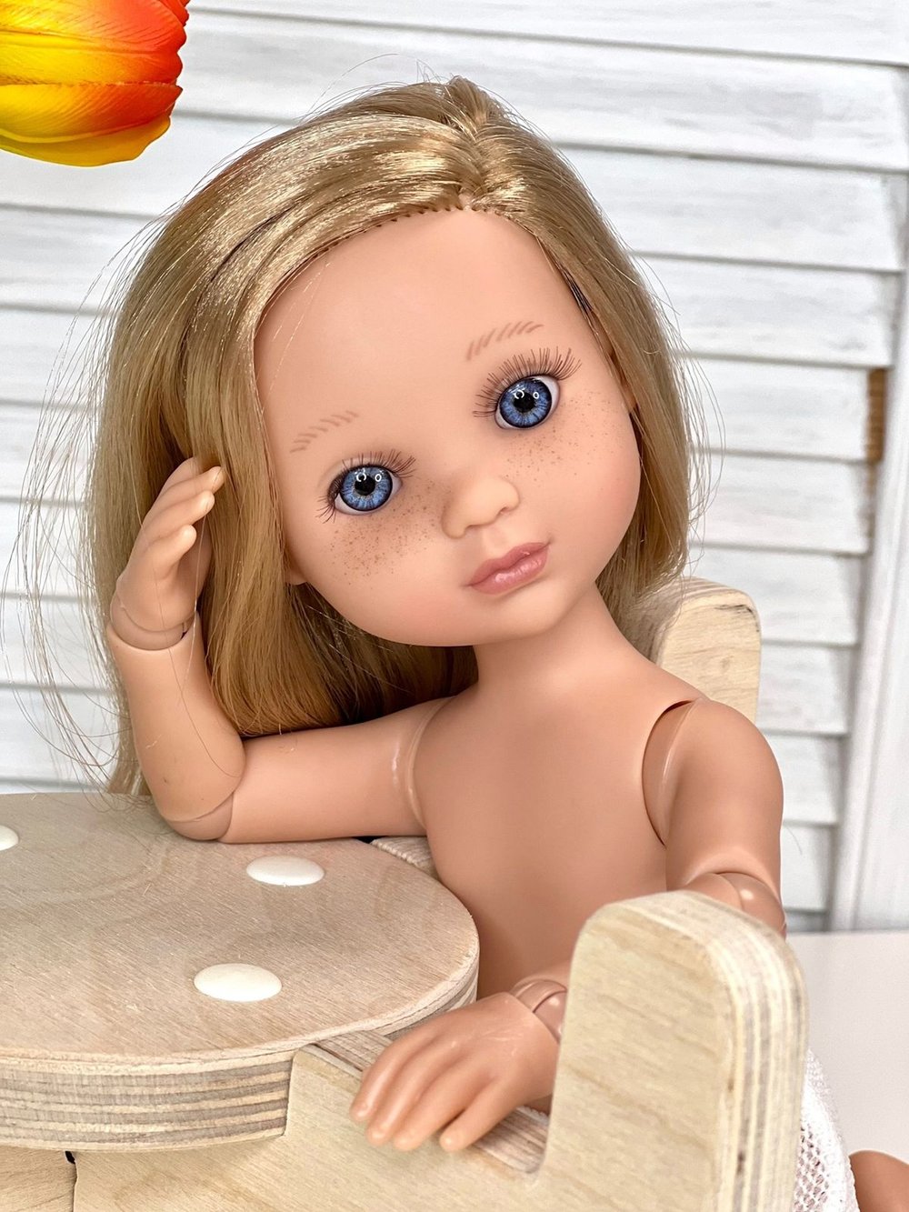 Кукла BERJUAN виниловая шарнирная 35см Ева (4820A)