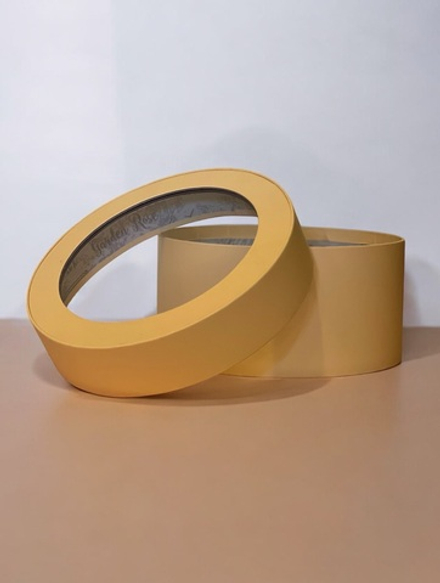 Короткая коробка с прозрачной крышкой 40см х 15 см Цвет; Персиковый.