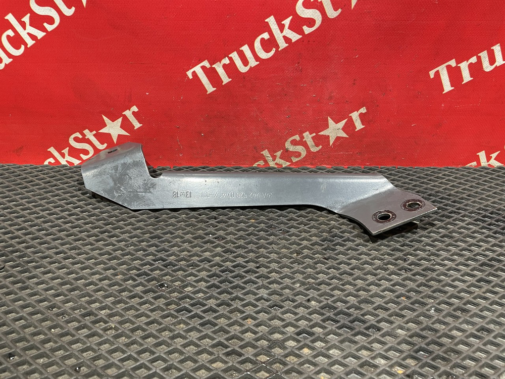 Кронштейн воздушного фильтра