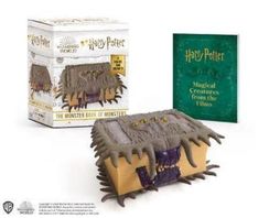 Harry Potter: The Monster Book of Monsters: It Roams and Chomps! Hogwarts