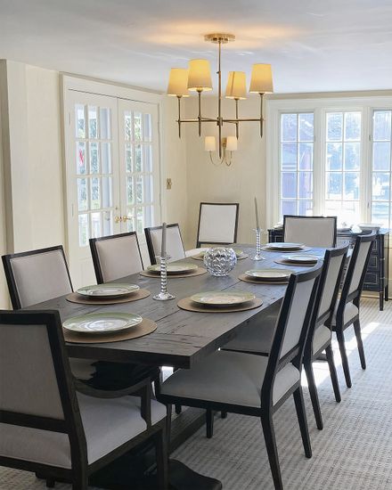 Чёрный стул из дуба “Карлайл”