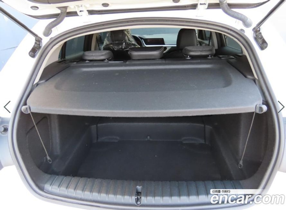 BMW 1 Series (F40) 118d Joy First Editions (06.2020)