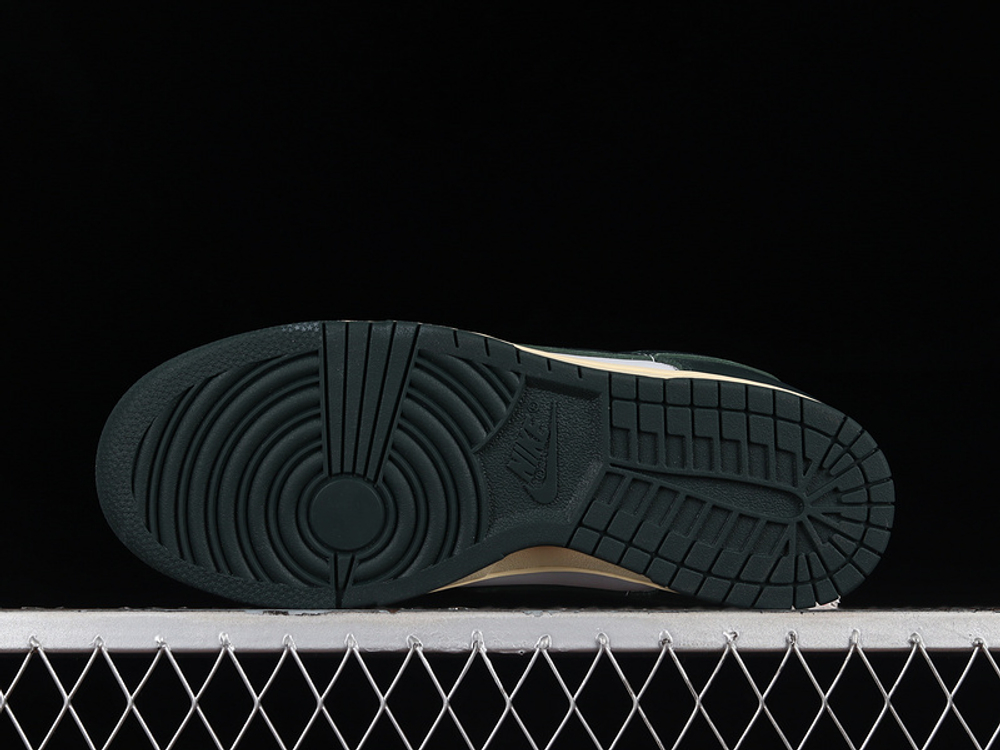 Nike Dunk Low Vintage Green