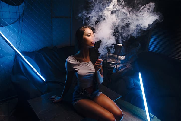 Kultura vape – więcej niż zamiennik papierosów. Styl życia, społeczność i ekspresja