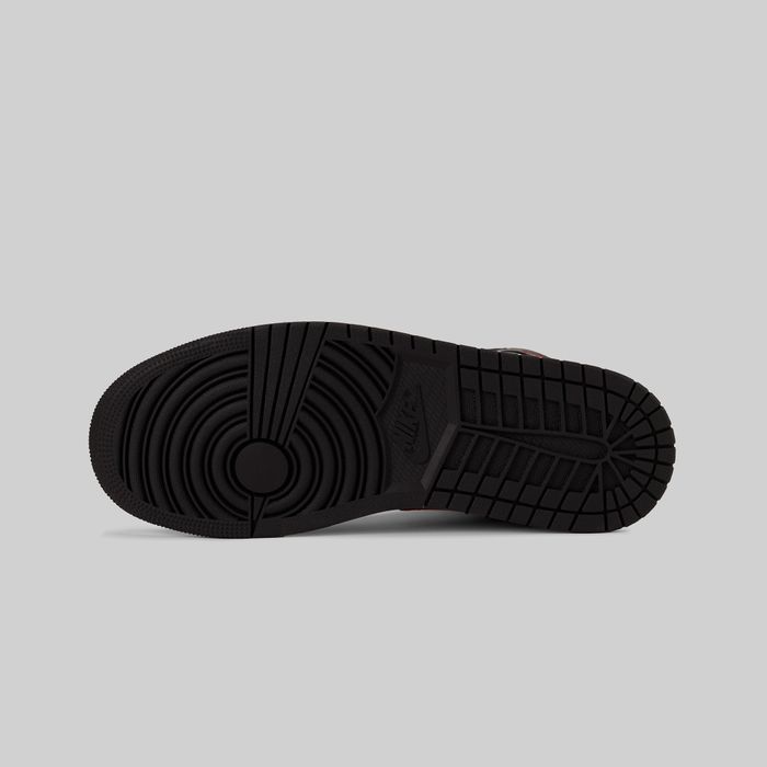 Кроссовки Jordan 1 Mid 