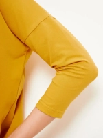 Лонгслив оверсайз с рукавом 3/4