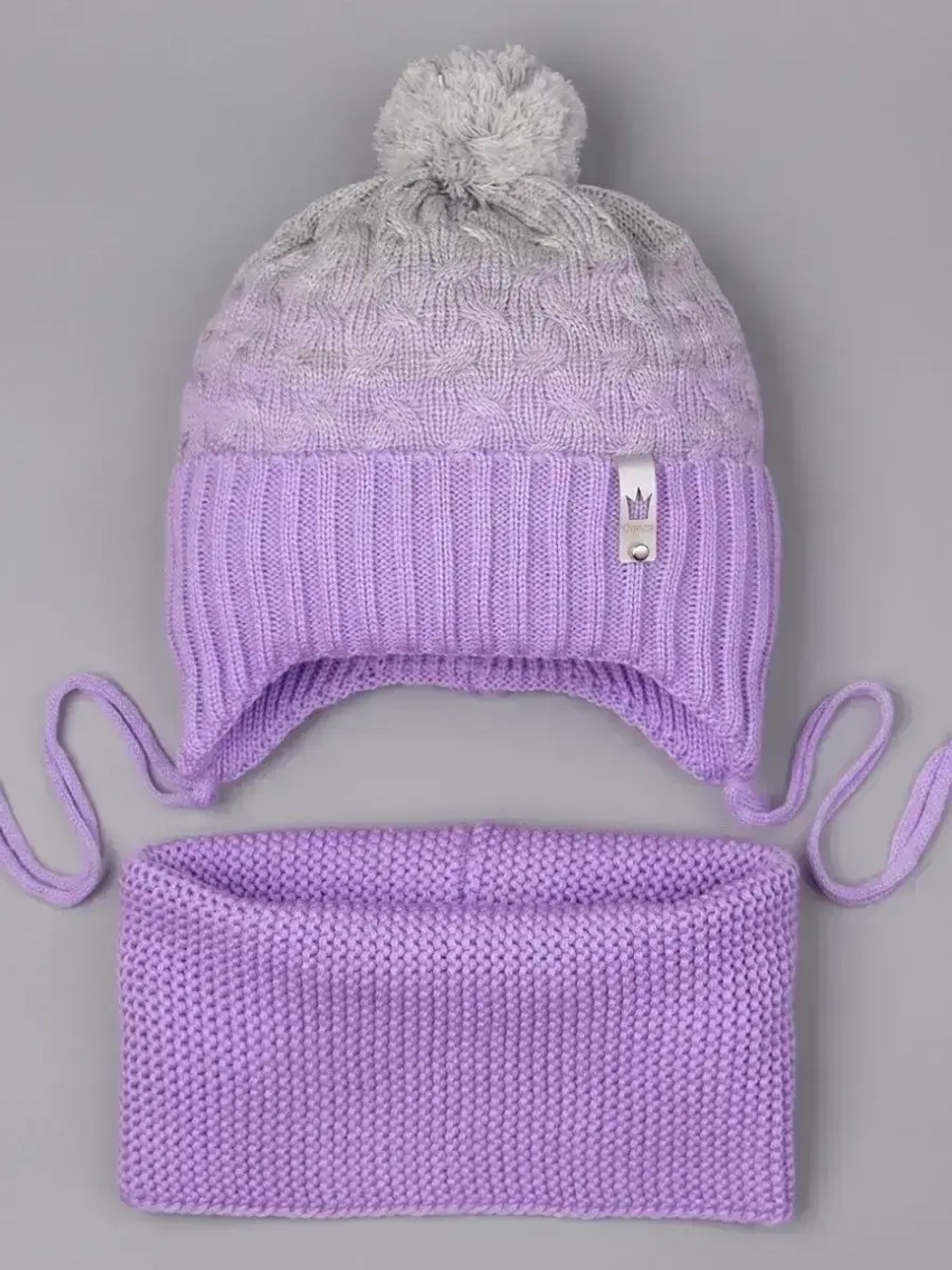 Шапка для девочки осенняя вязаная и снуд