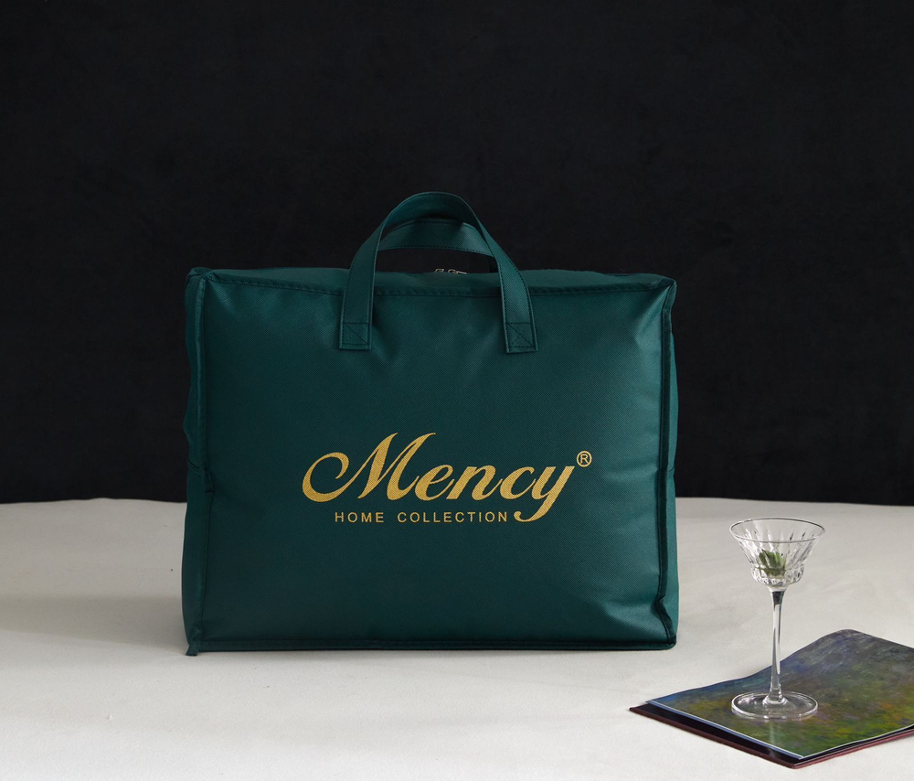 Коробка постельного белья "Mency" меховые. Размер Евро / Коробка 12 расцветок